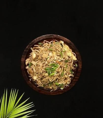 egg chiken chow mixed 2 Special Egg Chicken Chow Mein (Full)